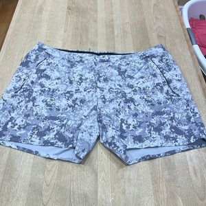 Men’s Lululemon Athletic Shorts